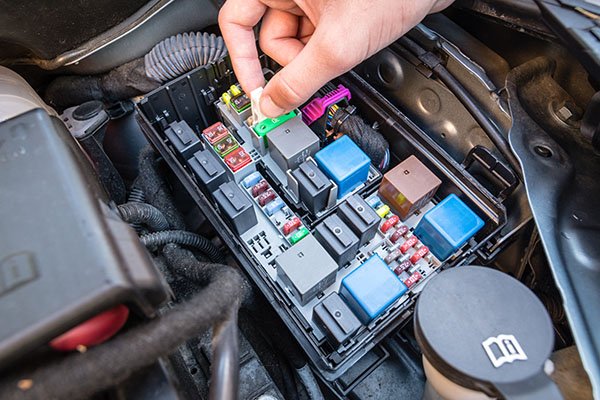 What Is a Car Fuse Box and How Does It Work? Complete Guide for Drivers
